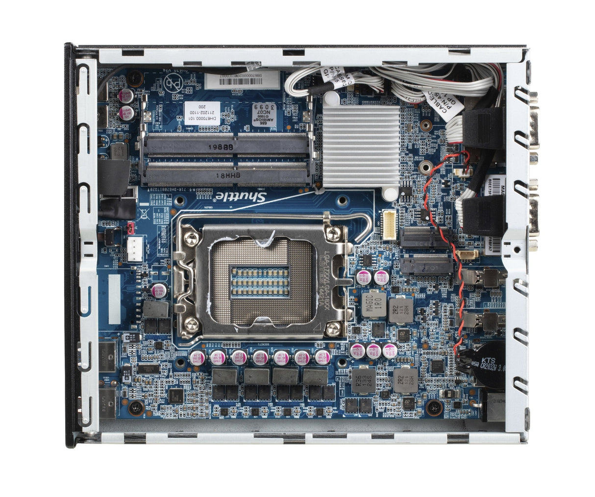 Shuttle Barebone Slim Dh670v2 So-Ddr4 0gb No Ssd / No Ram