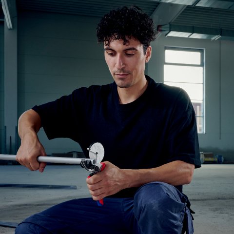 EAN 4003773088714 - Knipex Rohrschneider Tijeras para tubos imagen 23