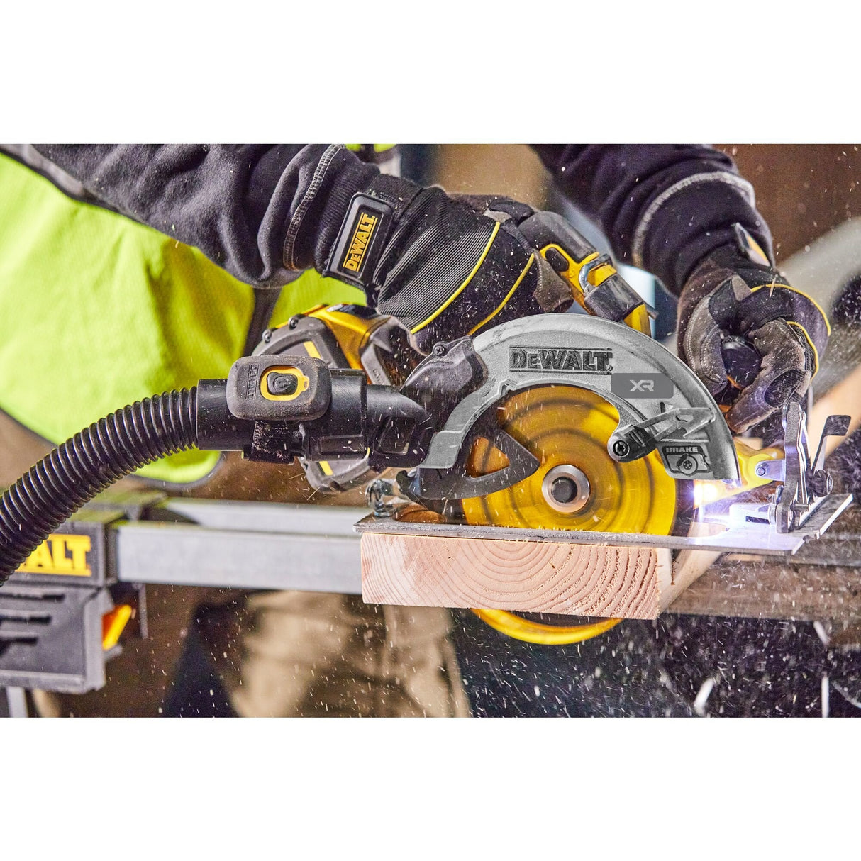 Sierra Circular Inalámbrica Dewalt Flexvolt Advantage Dcs573nt, 18 Voltios Amarillo/Negro, Sin Batería Ni Cargador, En Tstak Box Vi Dcs573nt-Xj