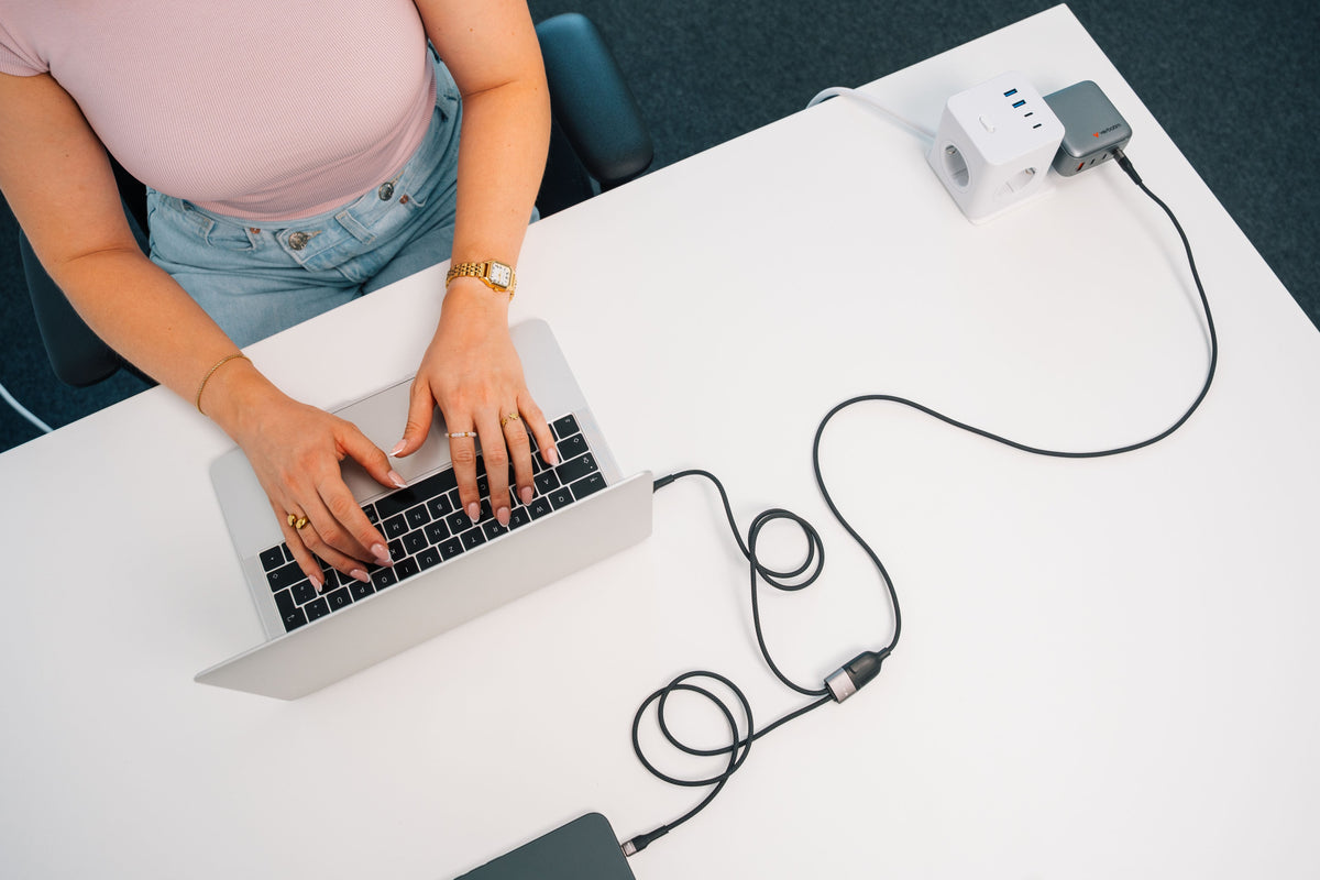 Verbatim Usb-Kabel Dual, Usb 2.0, Usb-C/2x Usb-C, Nylon,