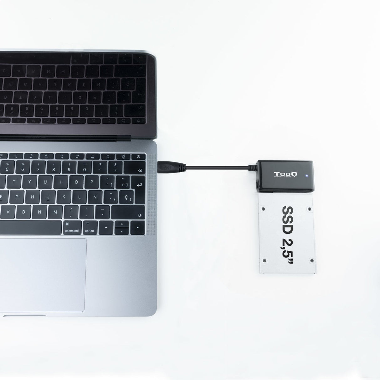 Tooq Adaptador Usb 3.0 Usb-A A Sata Para Discos Duros De 2.5? Y 3.5? Con Alimentador - Negro