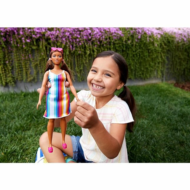 EAN 0887961899894 - Barbie Loves the Ocean imagen 2