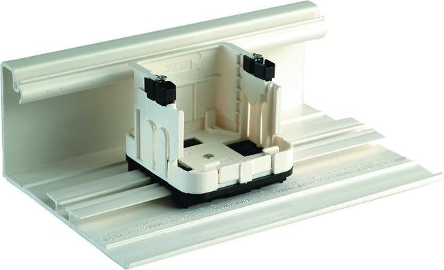 Telegärtner Universal Equpiment Mounting Set For Outlets With 1 Half Shell