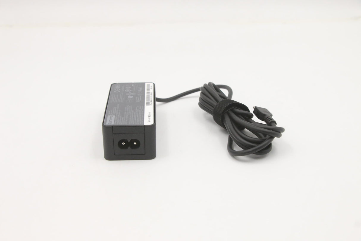 EAN 5704174263333 - Lenovo 5A10W86243 adaptador e inversor de corriente Interior 45 W Negro imagen 3