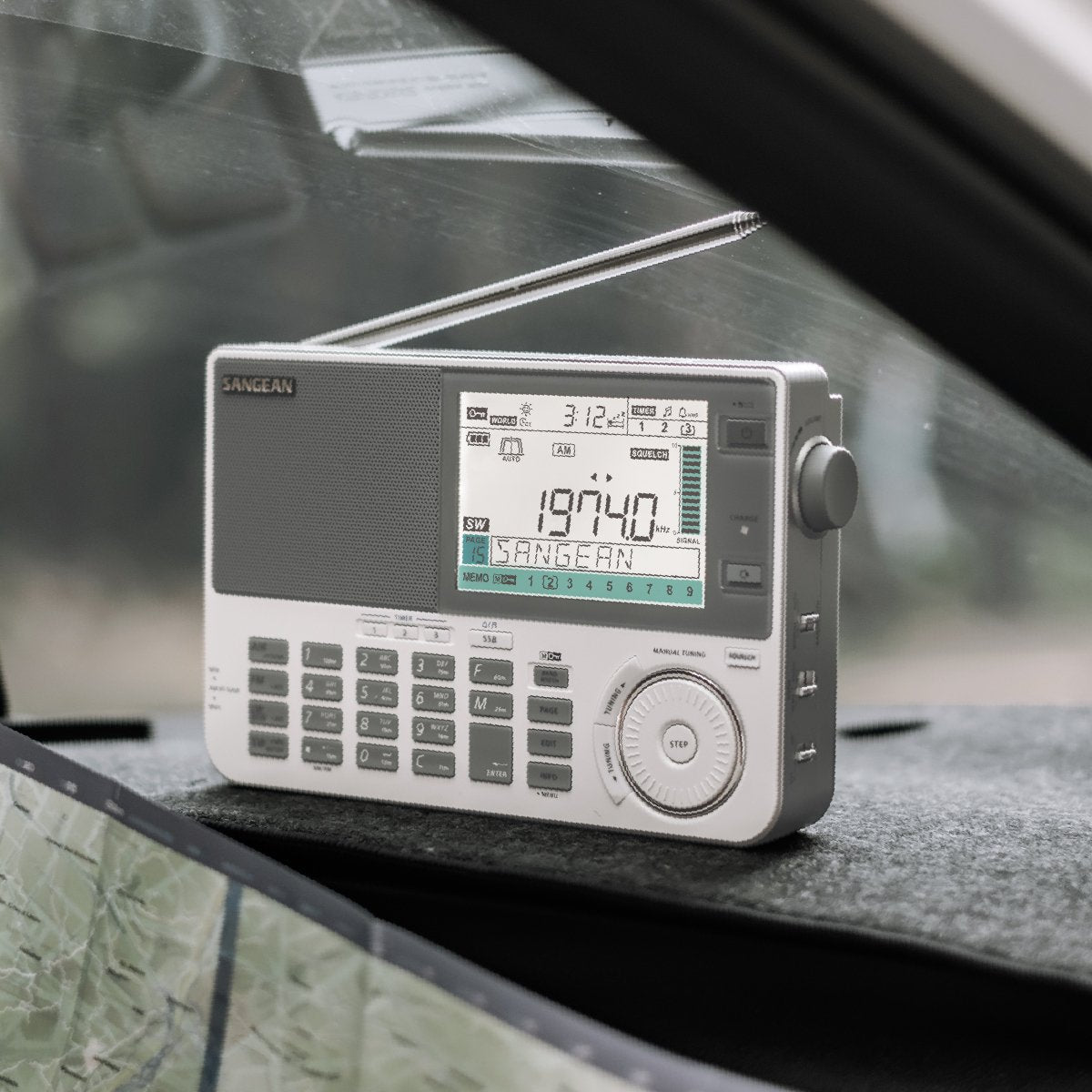 Sangean Ats-909 X White