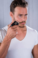 EAN 0043917006888 - Wahl 03615-1016 afeitadora Máquina de afeitar de láminas Recortadora Negro, Plata imagen 10