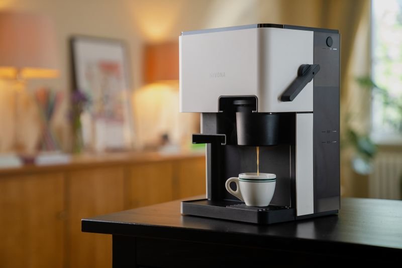EAN 4260083464045 - Nivona CUBE 4102 Semi-automática Máquina espresso 1,4 L imagen 2