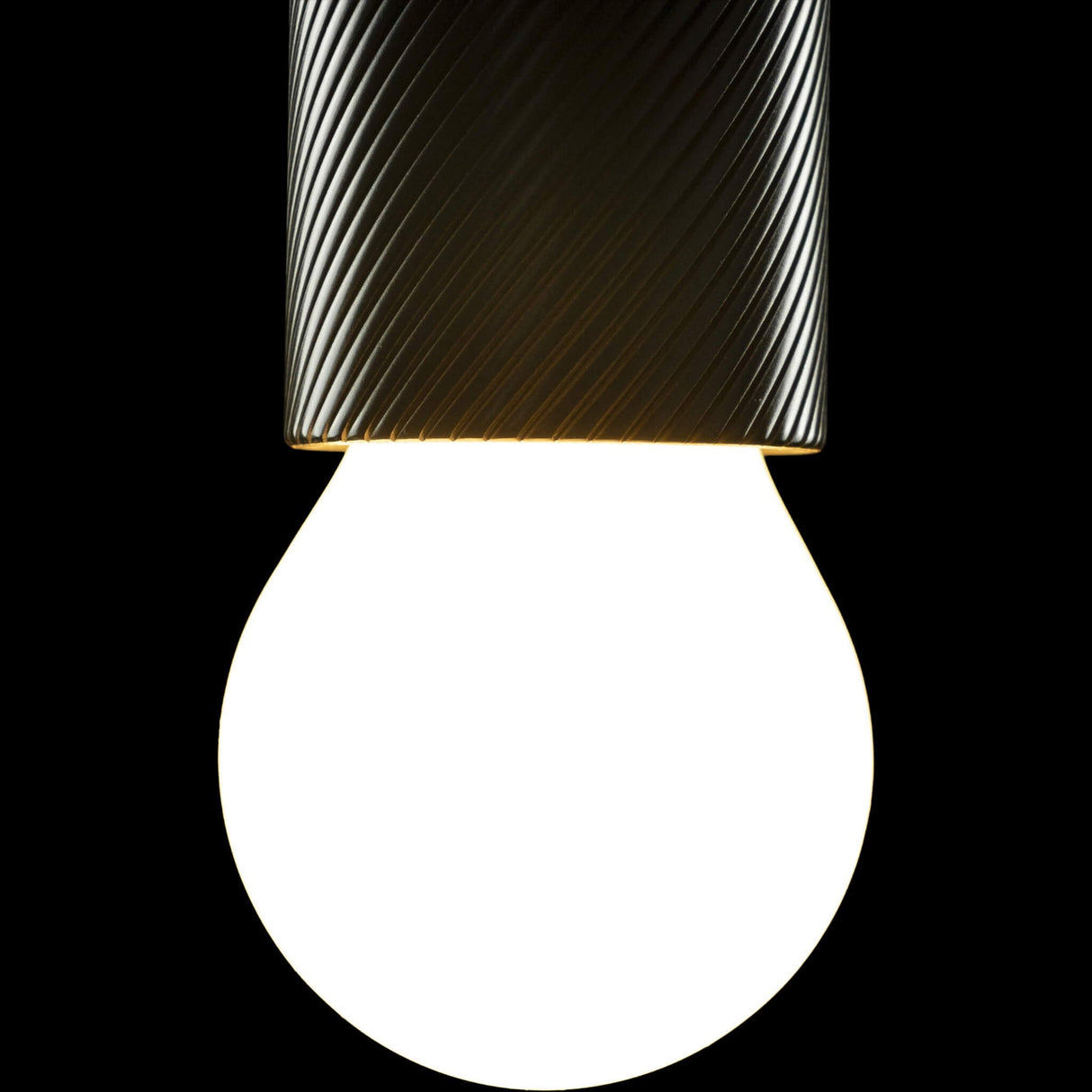 Segula 55867 Lámpara Led 2700 K 6 W E27 F