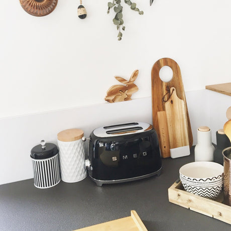 EAN 8017709187002 - Smeg TSF01BLEU tostadora 6 2 rebanada(s) 950 W Negro imagen 18