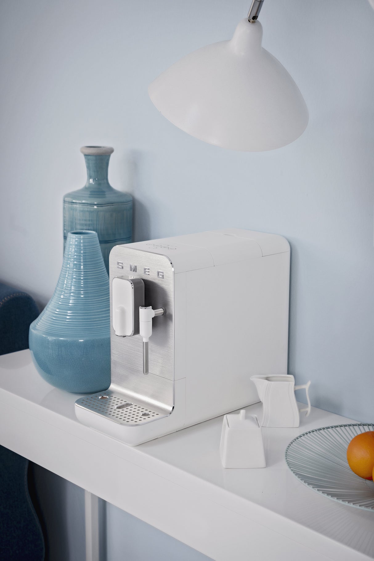 EAN 8017709334932 - Smeg BCC12WHMEU cafetera eléctrica Máquina espresso 1,4 L imagen 31