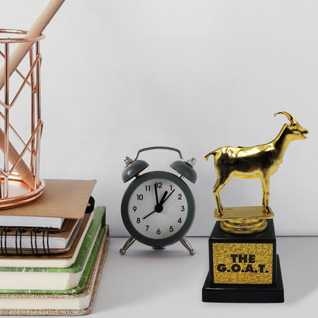 EAN 4260513721601 - Mad Monkey 2000017 figura y estatua decorativas Oro imagen 3
