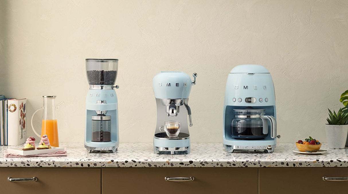 EAN 8017709324766 - Smeg ECF02PBEU cafetera eléctrica Manual Máquina espresso 1,1 L imagen 14