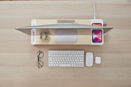 EAN 8809418160977 - POUT 3-in-1 wooden monitor stand hub with fast wireless charging pad EYES 8 Armario archivador imagen 7