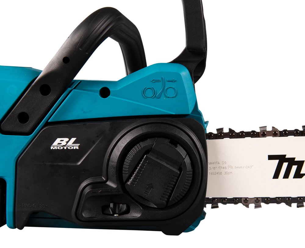 Makita Duc307zx2 Cordless Chainsaw