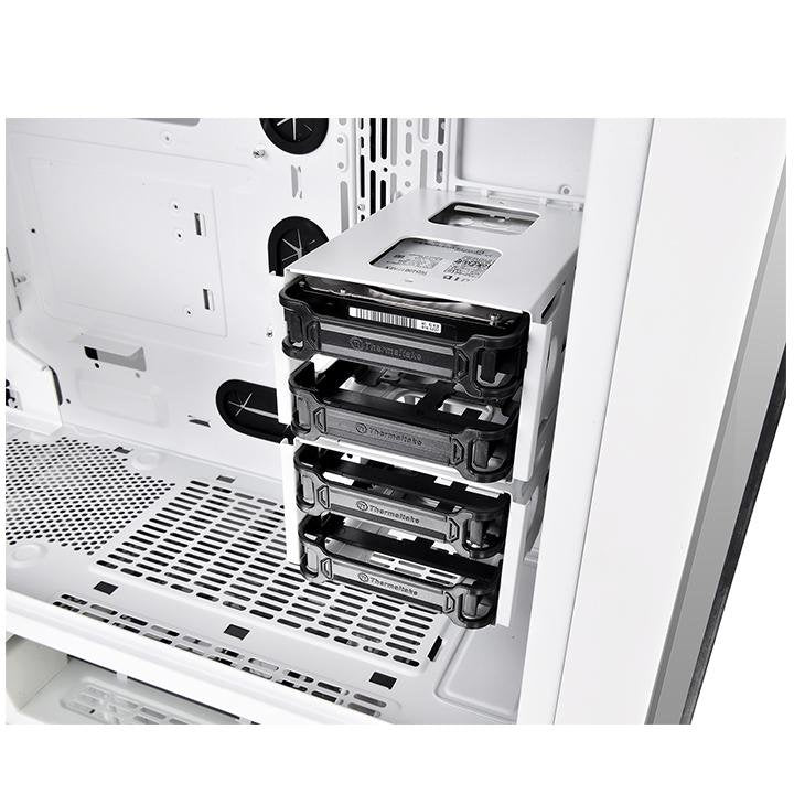 EAN 4711246872738 - Thermaltake View 71 Tempered Glass Snow Edition Full Tower Blanco imagen 16
