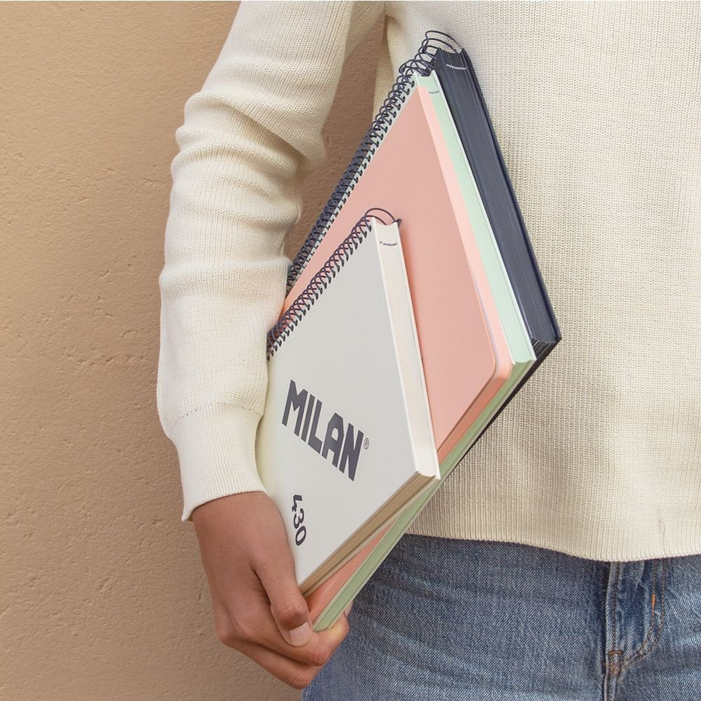 Milan Serie 1918 Cuaderno Espiral Formato A5 Cuadricula 5x5mm - 80 Hojas De 95 Gr/M2 - Microperforado, 2 Taladros -