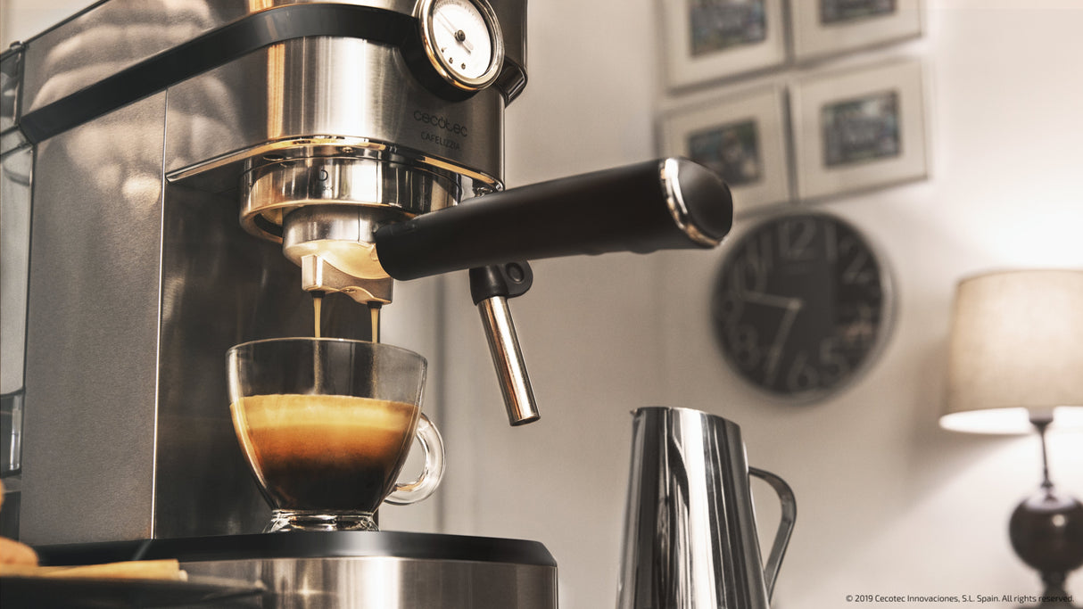 Cecotec Cafelizzia 790 Steel Pro Cafetera Espresso