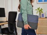 Funda Universal Trust Lisboa 24982 Soft Sleeve Color Negro/Azul Para Tablets/Portátiles Hasta 16
