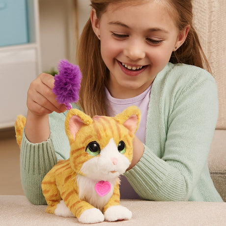 EAN 886144281419 - Just Play FurReal Bella imagen 3