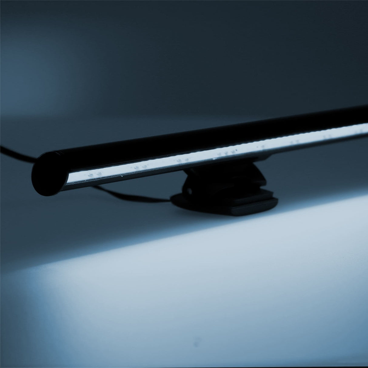 EAN 8427542120416 - Ksix BXLAMP02 iluminación de espejos y pantalla LED 5 W imagen 8