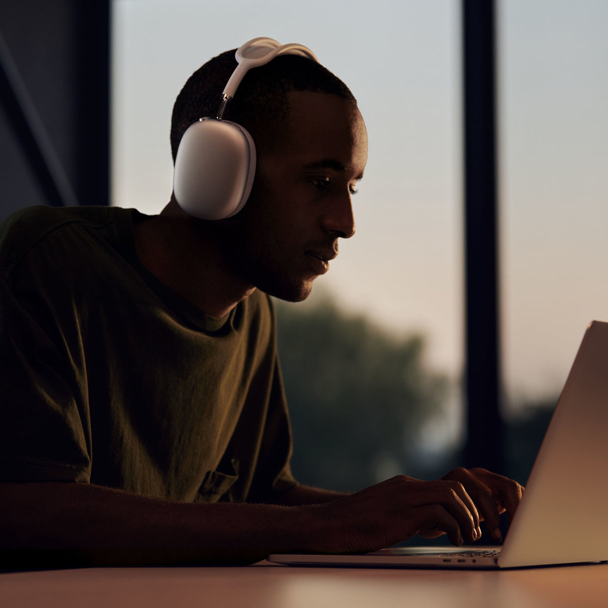 Apple Airpods Max Verde