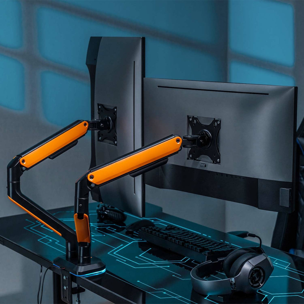 Aisens Soporte De Mesa Rgb Gaming Contrapeso Giratorio E Inclinable Para Monitor/Tv 9kg (3 Pivotes, 2 Brazos) De 17-32, Negro-Naranja