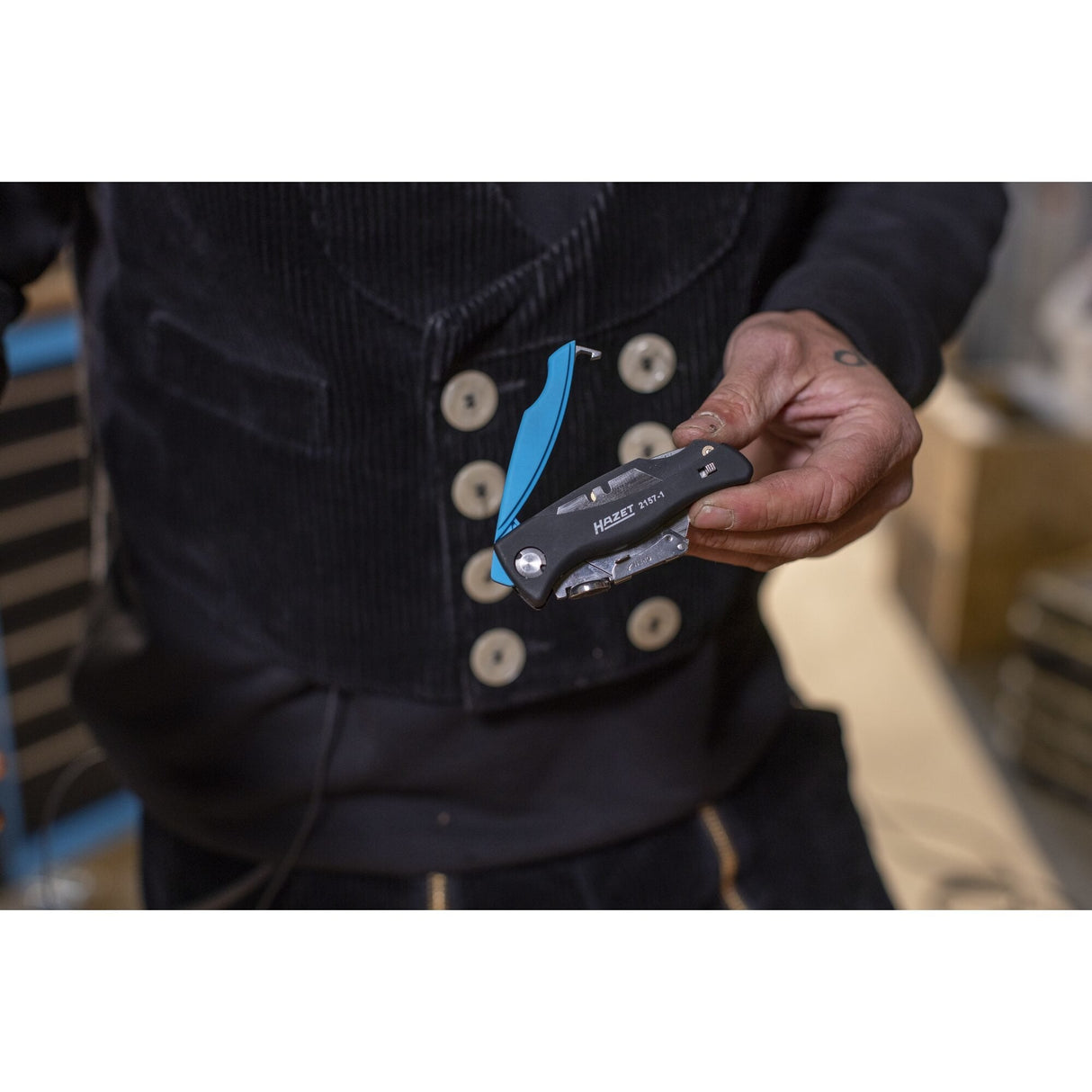 Navaja Hazet 2157-1 (Negro/Azul, Mango Cómodo De Abs Resistente A Golpes) 2157-1 2157-1