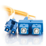 C2g Lc-Sc 9/125 Os1 Duplex Singlemode Pvc Fiber Optic Cable (Lszh) Cable De Interconexión Modo Sencillo Sc (M) A Modo Simple Lc (M) 2 M Fibra Óptica Impresión A Dos Caras 9/125 Micrones Os1 Sin Halógenos Amarillo
