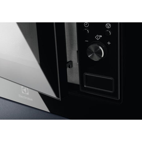 EAN 7332543707126 - Electrolux LMS2203EMK Negro Solo microondas Integrado 700 W imagen 2