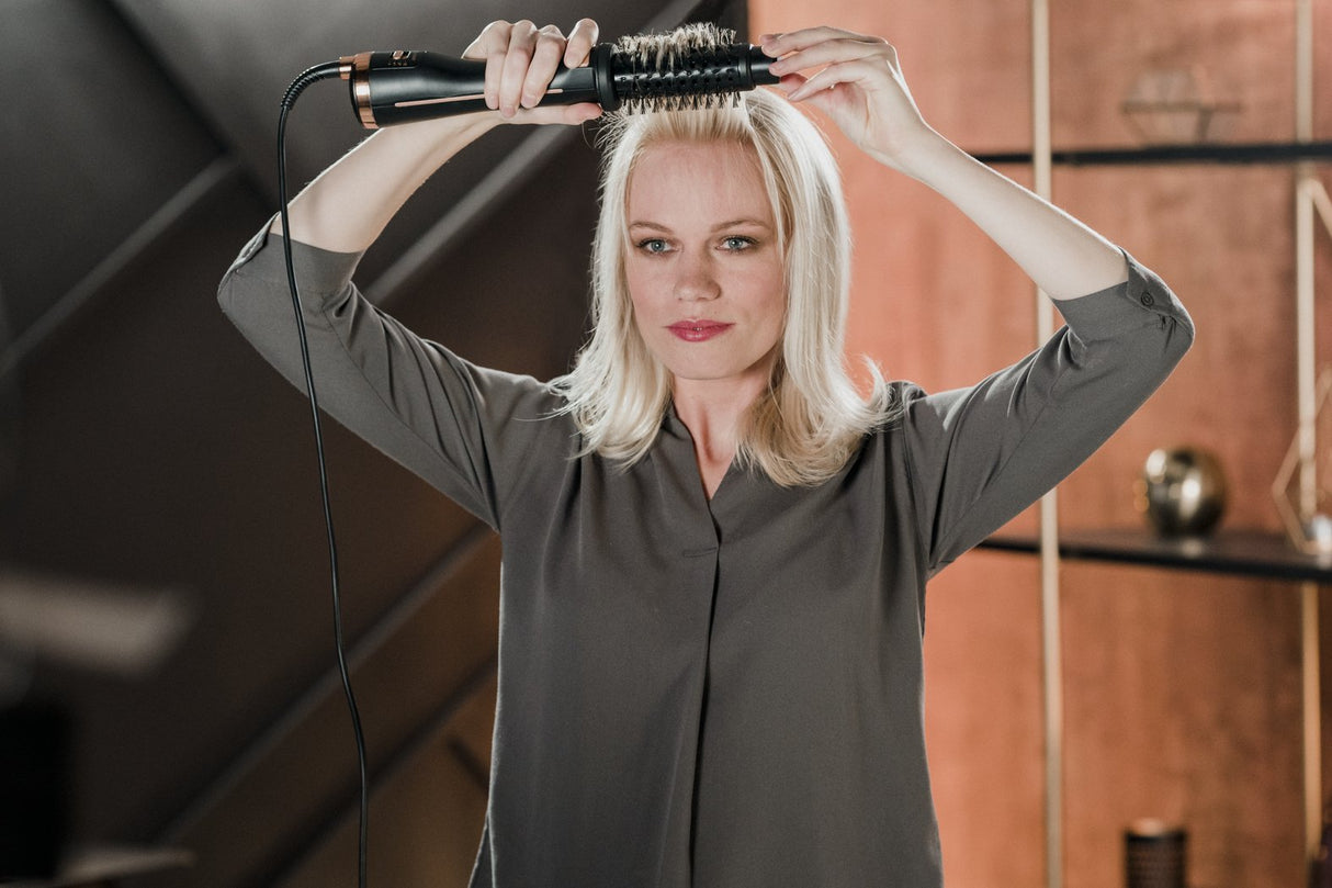 Rowenta Ultimate Experience Cf9625 Cepillo De Aire Caliente Caliente Negro, Bronce 750 W