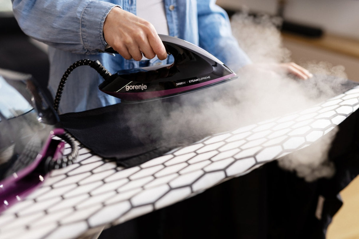 Generador De Vapor Gorenje Sgd3000bkv 1,5 L Suela De Cerámica Negro