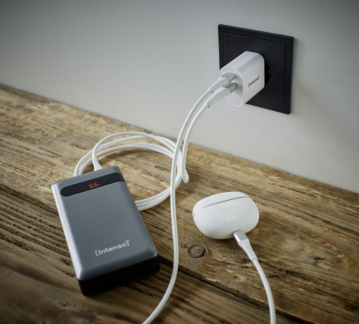 Adaptador De Alimentación Usb-A/Usb-C/7803012 Intenso