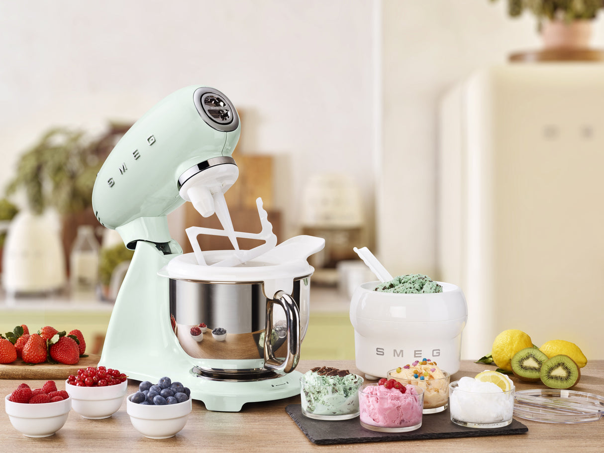 EAN 8017709304492 - Smeg SMF03PGEU batidora Batidora de varillas 800 W Verde imagen 16