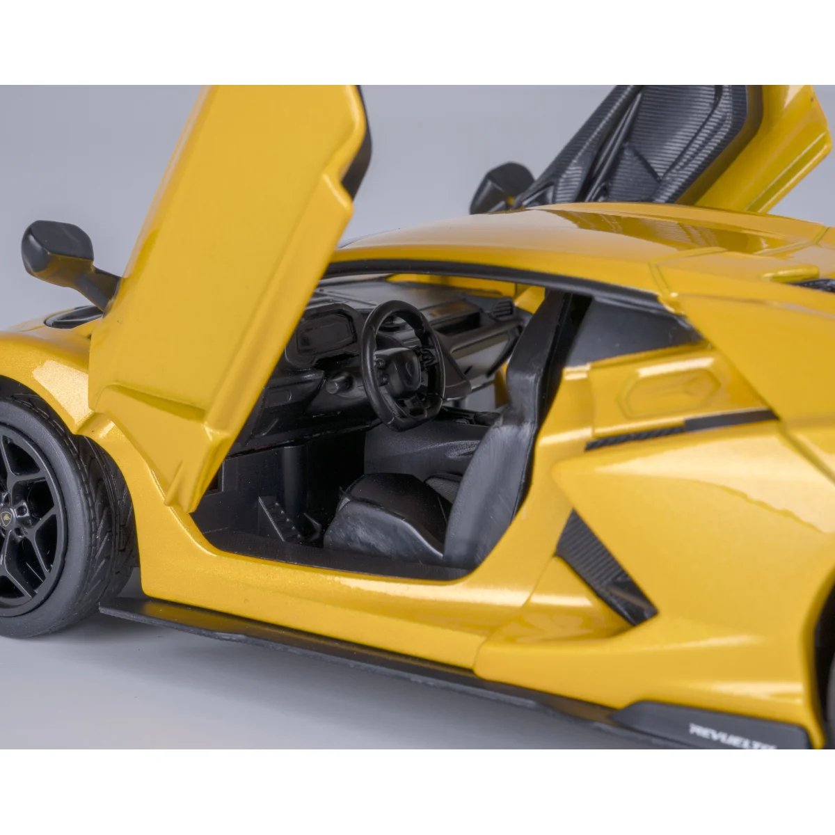 Jamara Lamborghini Revuelto 1:24 Amarillo 3+