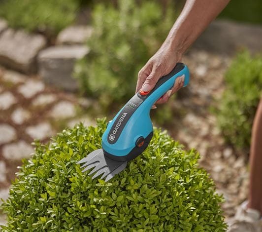 Gardena 9884-20 Tijera De Césped Inalámbrica 8 Cm 3,6 V Ión De Litio Negro, Verde 09884-20