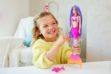 EAN 0194735183630 - Barbie A Touch of Magic HRP97 muñeca imagen 2