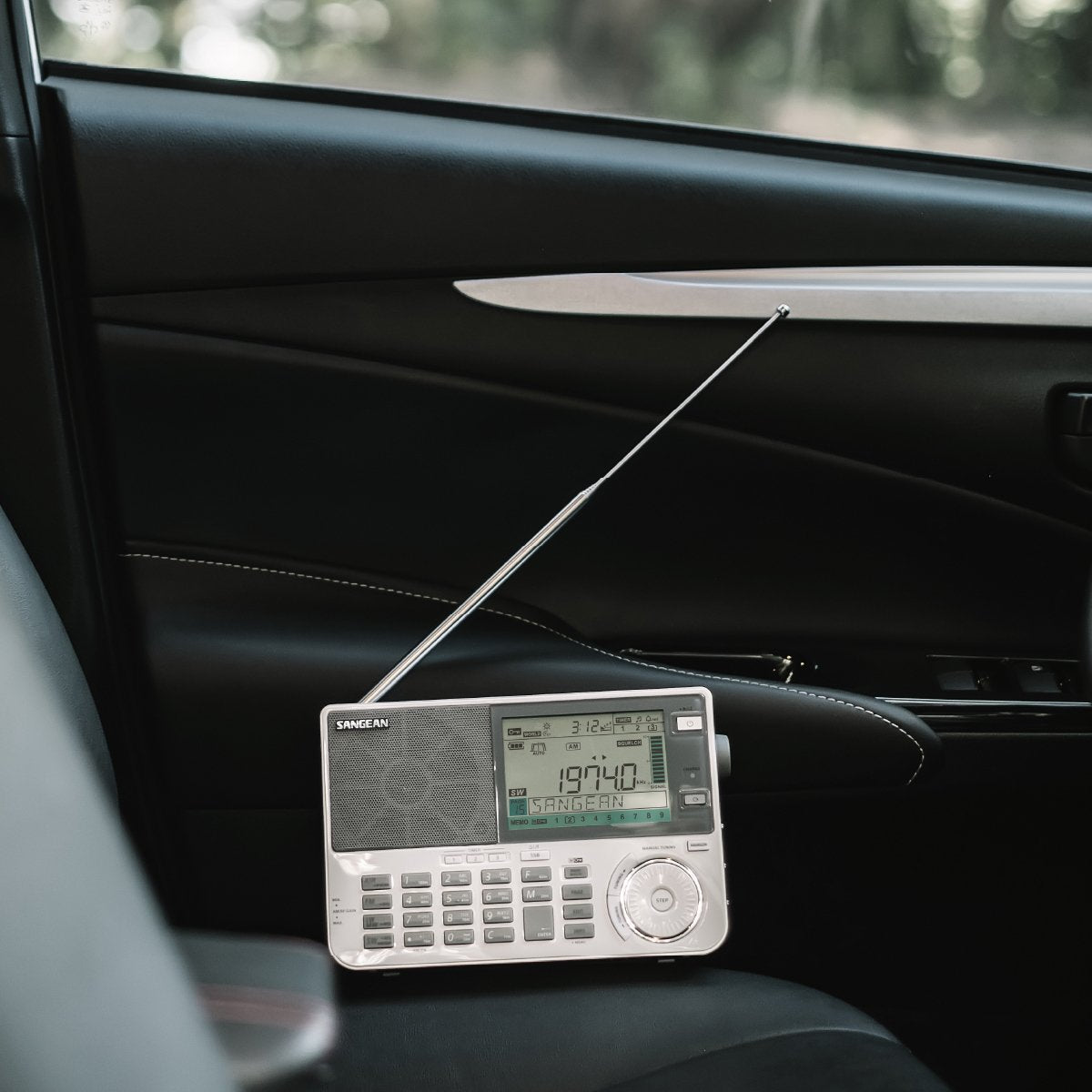 Sangean Ats-909 X White