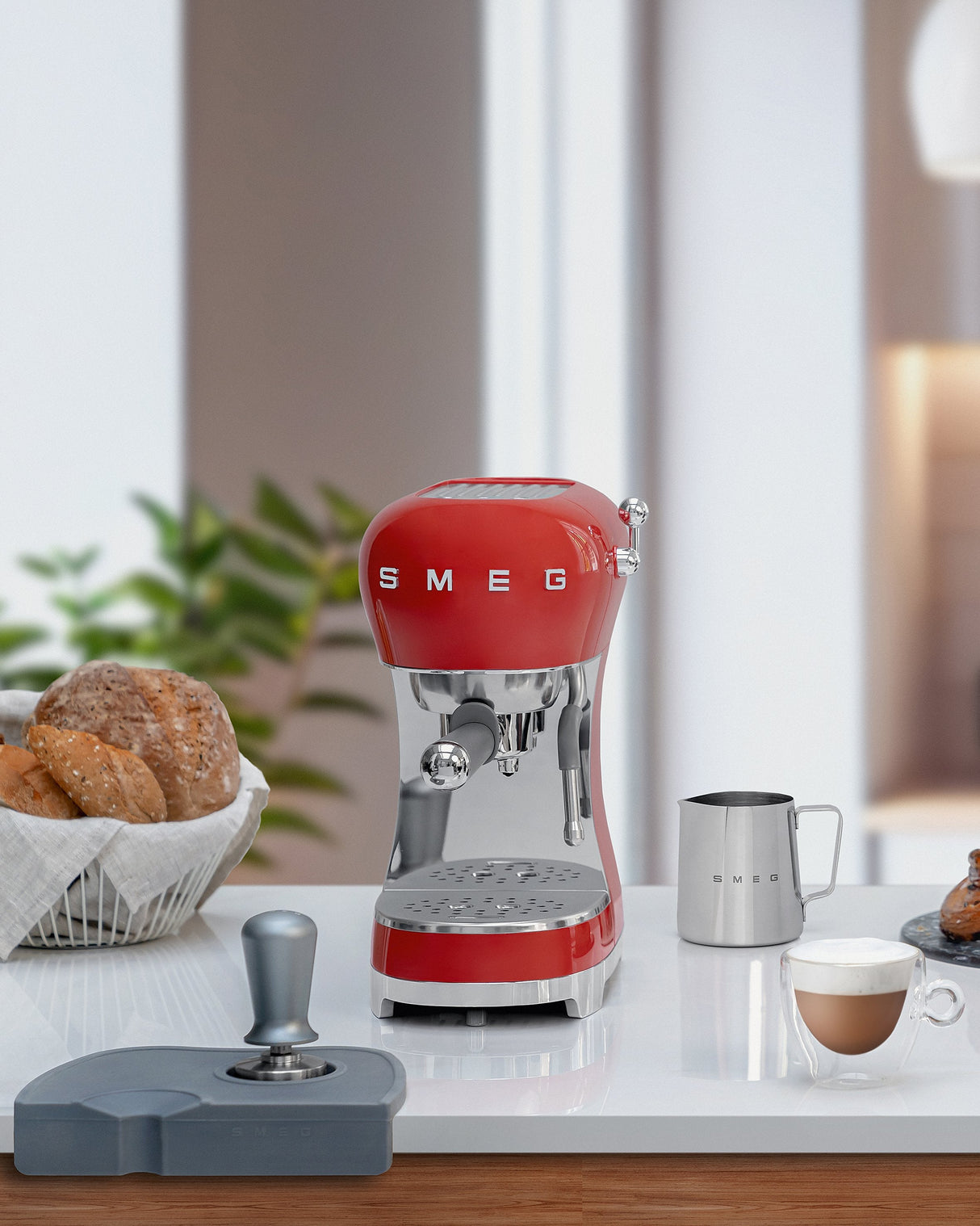 EAN 8017709324797 - Smeg ECF02RDEU cafetera eléctrica Manual Máquina espresso 1,1 L imagen 13