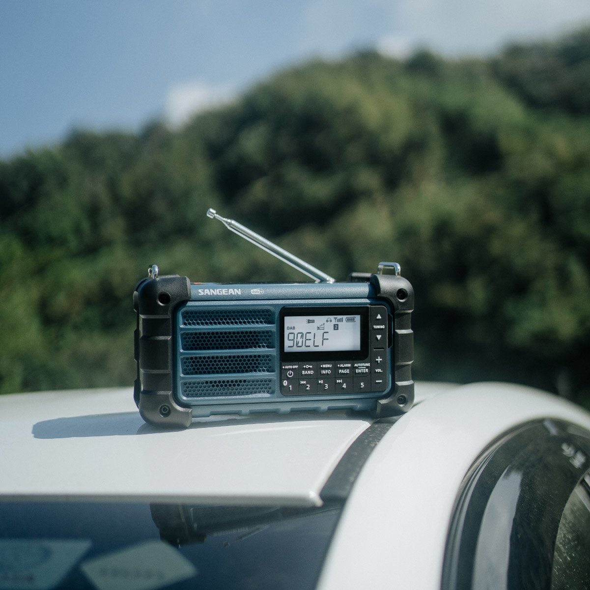 Sangean Mmr-99 Dab Blau Notfall/Kurbel/Solar Radio