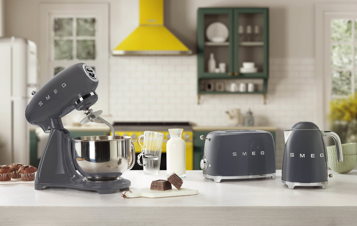EAN 8017709294892 - Smeg SMF03GREU batidora Batidora de varillas 800 W Gris imagen 15