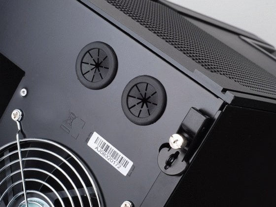 Silverstone Ft01b-W Negra Con Ventana