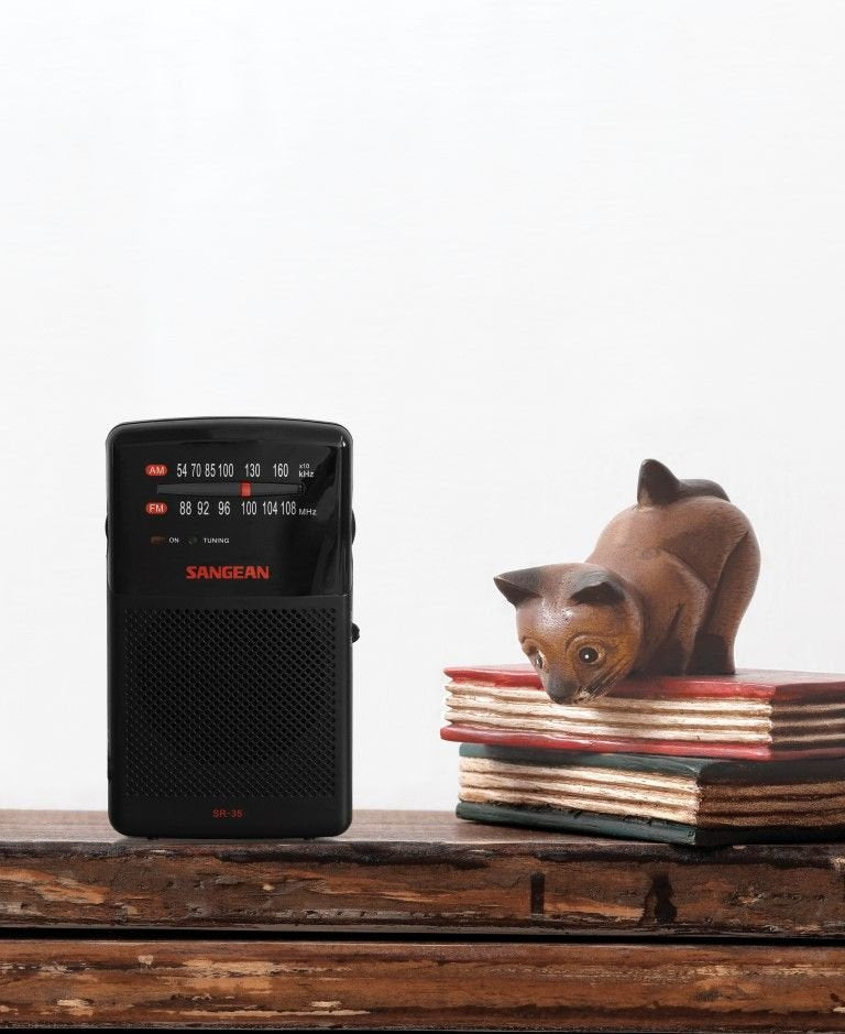 Sangean Sr-35 Negro Radio De Bolsillo Fm/Am Altavoz Integrad