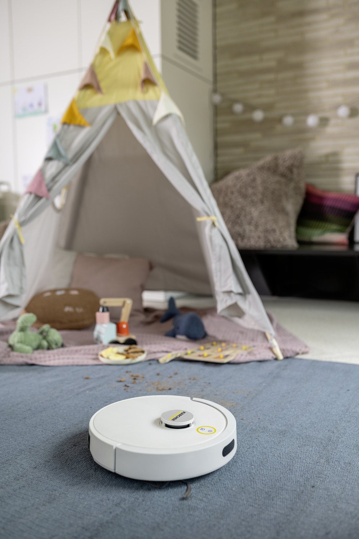 Robot Sprzatajacy Z Baza Karcher Rvc 3 Comfort