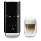 EAN 8017709353155 - Smeg MFF02BLEU espumador o calentador de leche Calentador/espumador de leche automático Negro imagen 17