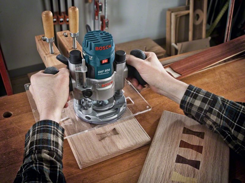 Unidad De Inmersión Te 600 Professional De Bosch , Guía (Para Fresadora De Cantos Gkf 600 Professional)