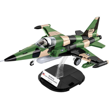 EAN 5902251024253 - COBI Northrop F-5A Freedom Fighter imagen 1
