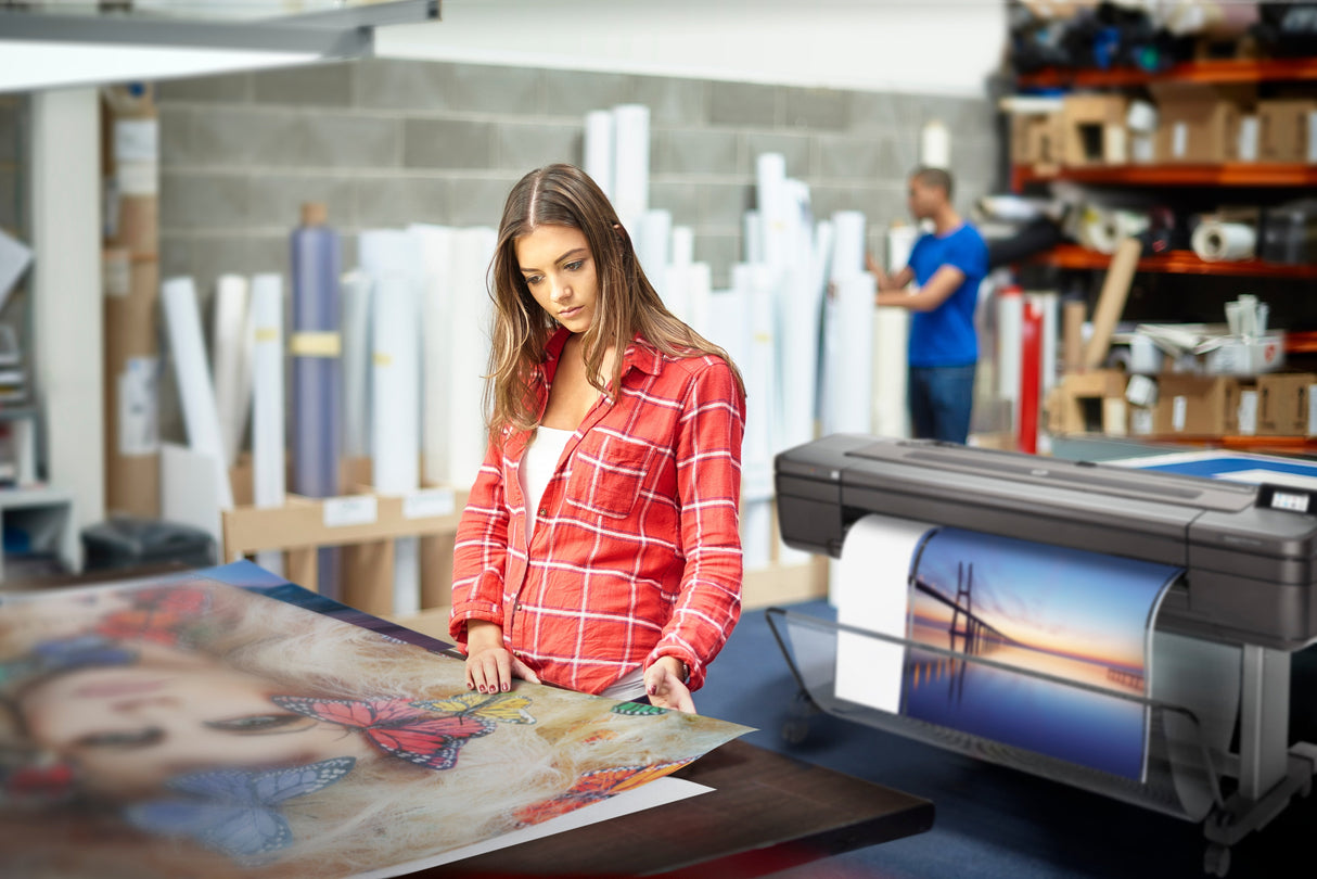 EAN 0192018667655 - HP Designjet Z9+ 24-in PostScript Printer impresora de gran formato Inyección de tinta Color 2400 x 1200  imagen 5