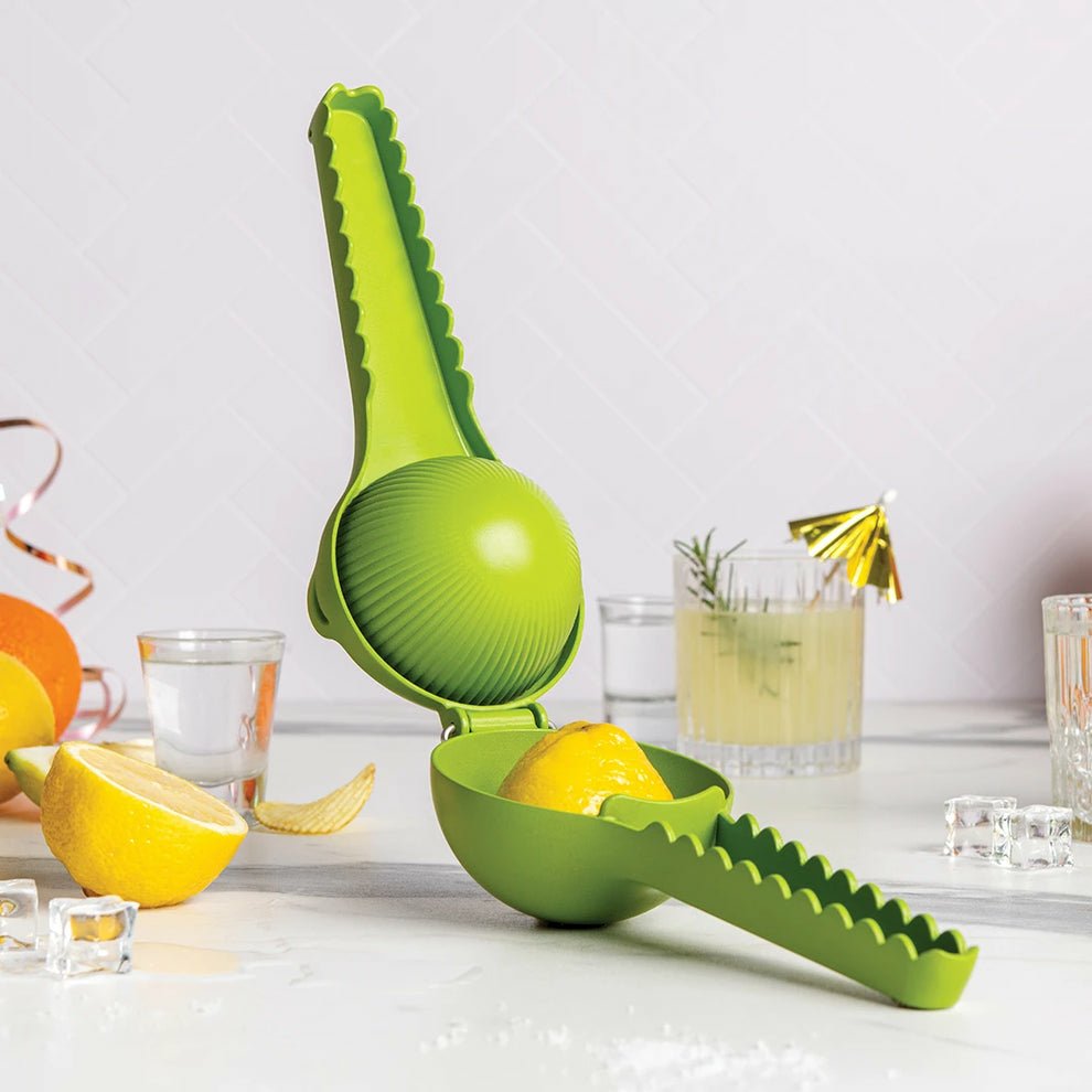 Ototo Lemongator Lemon Squeezer