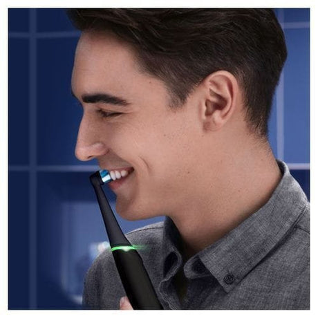 EAN 4210201409113 - Oral-B iO 6 Adulto Cepillo de dientes oscilante Negro imagen 7