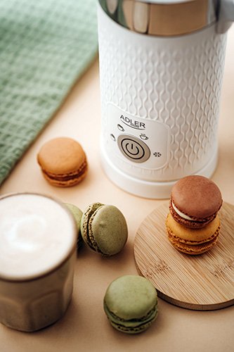 EAN 5903887809726 - Adler AD 4494 espumador o calentador de leche Automático Metálico, Blanco imagen 11